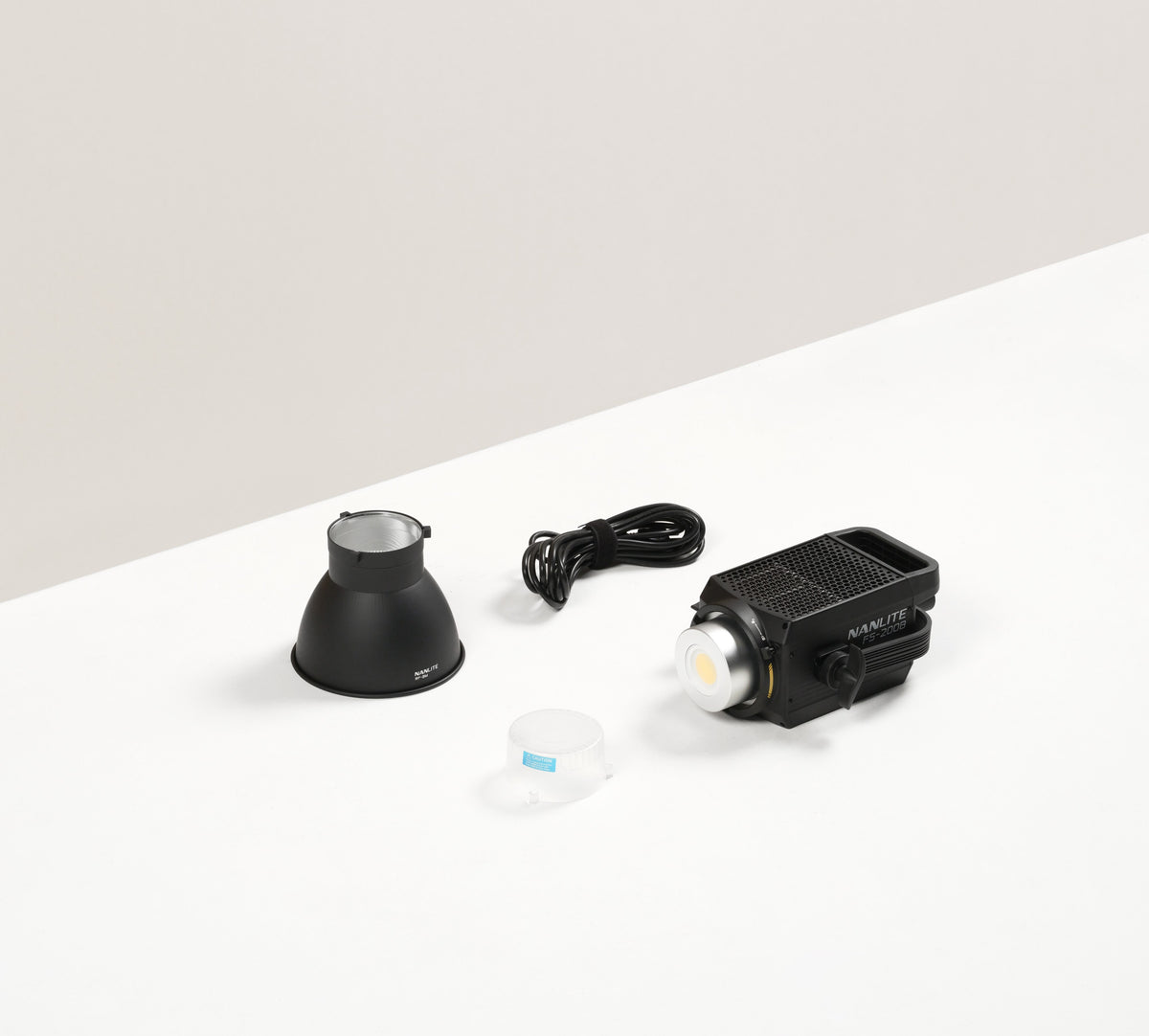 Nanlite FS-200B LED Bi-color Spot Light